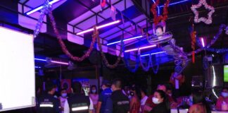 Een video-blik rond Pattaya op de eerste avond van een terugkeer naar 11:00 uur sluiting voor locaties waar alcohol wordt geschonken