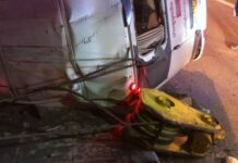 Een passagier gedood, 9 gewond toen de haak van een kraan in een minibus in Chonburi botst